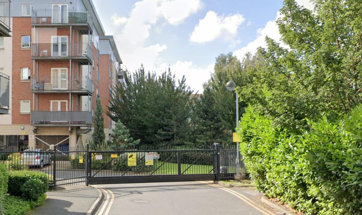 2 Bed Ensuite With Balcony And Free Onsite Secure Parking Mánchester Exterior foto